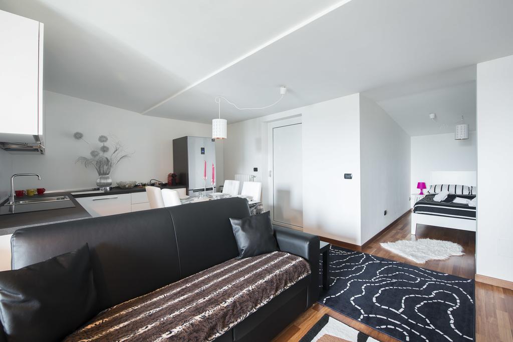 New Luxury Attic Santa Giulia Expo Apartment Milan Bagian luar foto