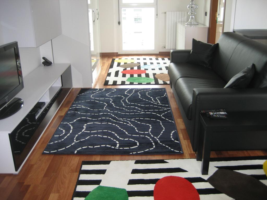 New Luxury Attic Santa Giulia Expo Apartment Milan Ruang foto